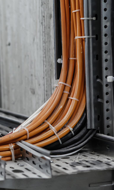 CABLES
